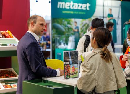 RZNL260609_008_Greentech